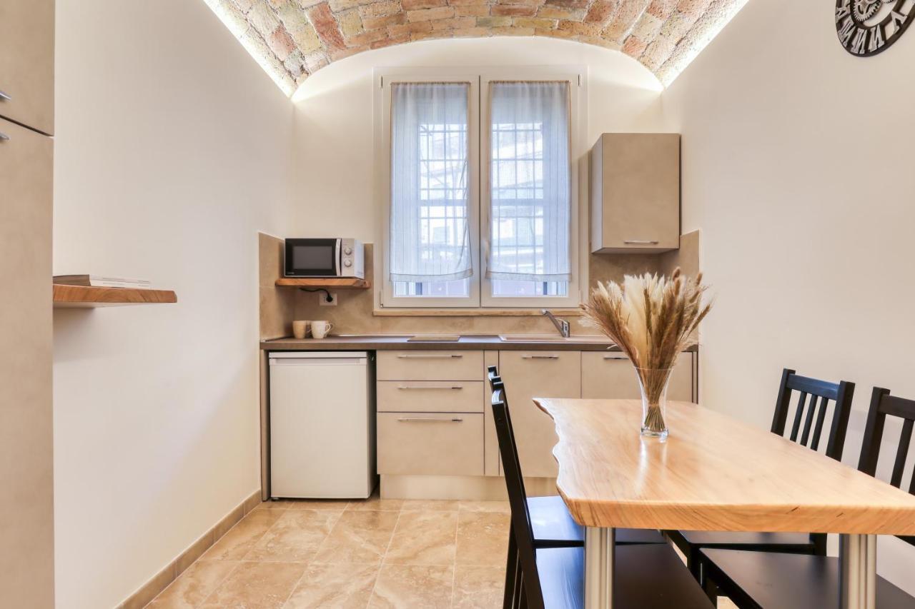 Romarina Apartment Luaran gambar