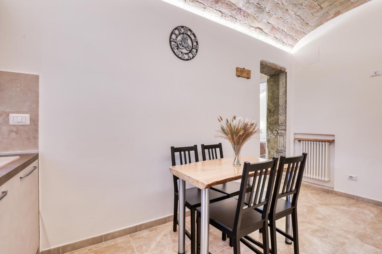 Romarina Apartment Luaran gambar